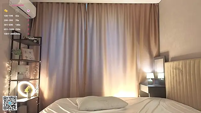 XXX chat uživo modela LaveraMeling