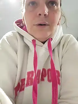 roksa2026 Adlı Modelin Canlı XXX Sohbeti