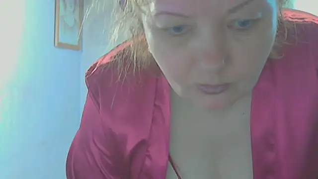 Lusi-777 Adlı Modelin Canlı XXX Sohbeti