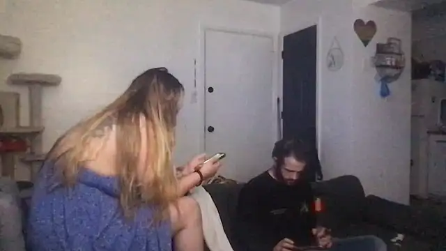 Онлайн чат XXX SexuallyExplicit