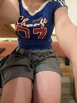 Show modela Meii-meyy na web-kameri