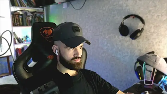 _Mostly_ 即時 XXX 聊天