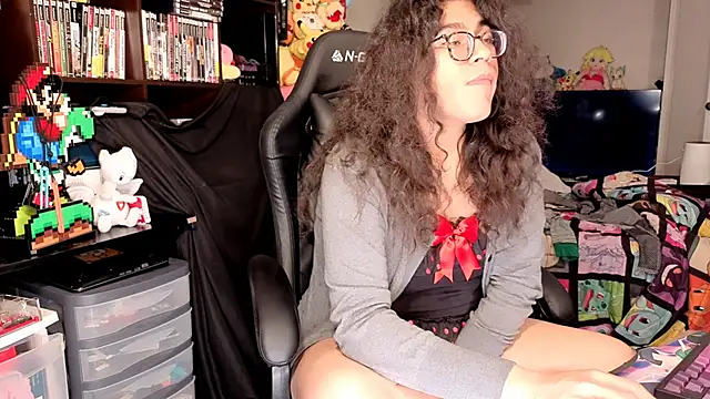 Živý XXX chat ShinyCherub