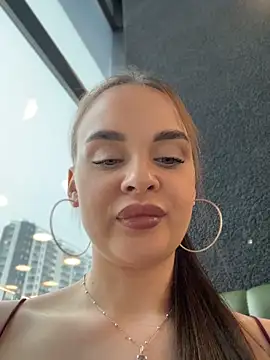 KristiRich Chat XXX live