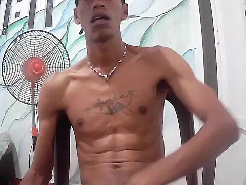 AlbertBigCock 网络视讯表演