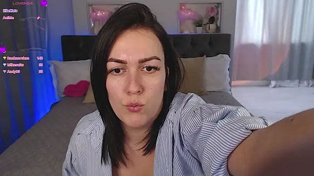 b1ushf1owerr's Live XXX Chat