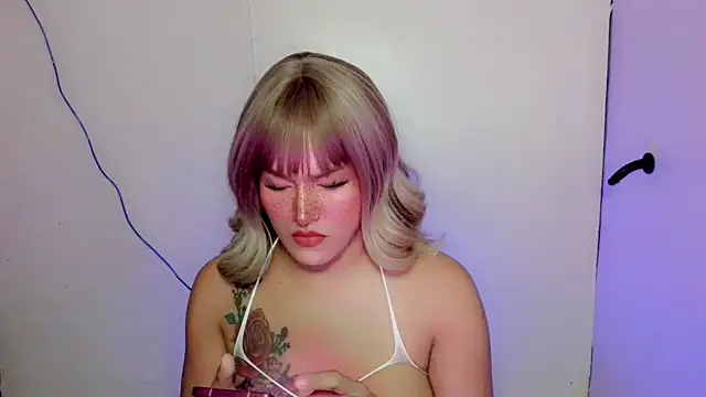 ChloeAsian 网络视讯表演