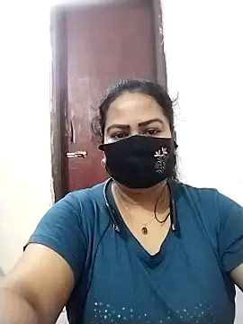 Star--Girl Show in webcam