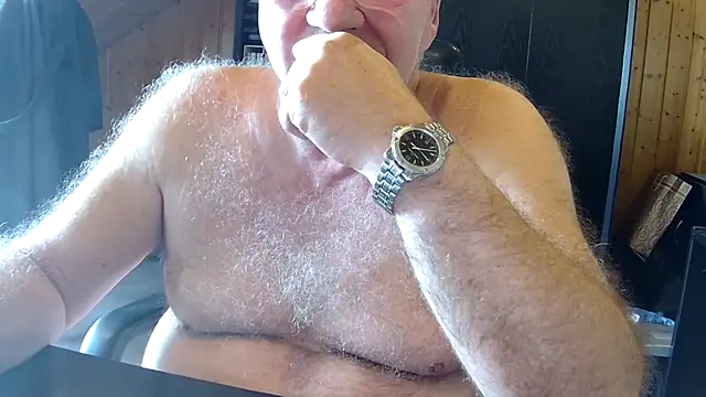 Онлайн чат XXX biggandybig