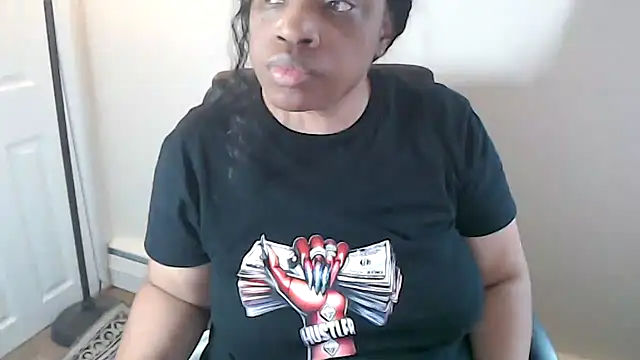 Chatroom XXX en direct de Sexymona1218