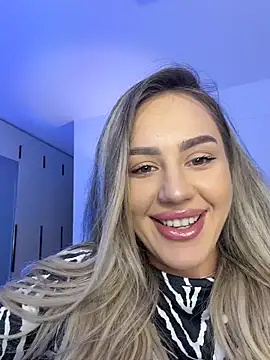 BarbieDoll13's Live XXX Chat