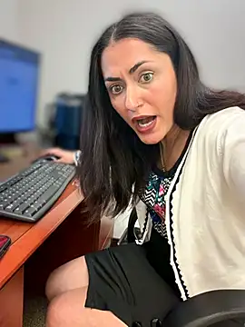 Živý XXX chat YourQueen18