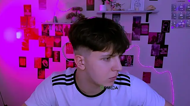 travis_wolf_ 现场XXX聊天