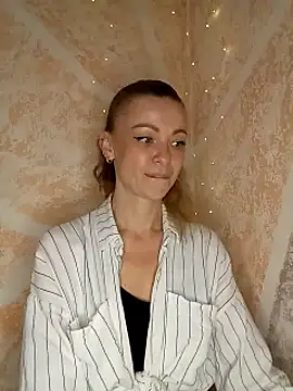 دردشة NitaXSky الجنسية المباشرة