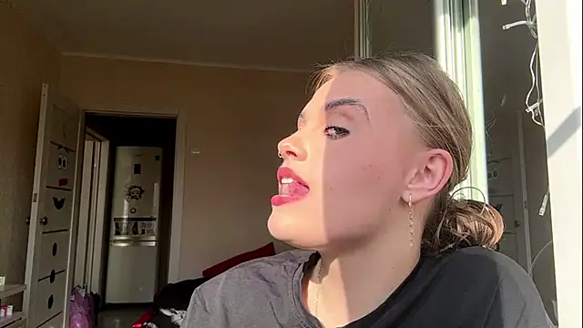 Elle_GrEat's Live XXX Chat