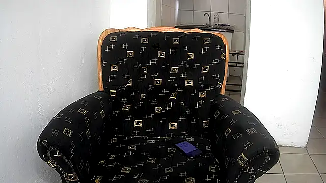 GoldenPussyXOXO's Webcam Show