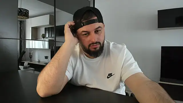 دردشة DravenPeak الجنسية المباشرة