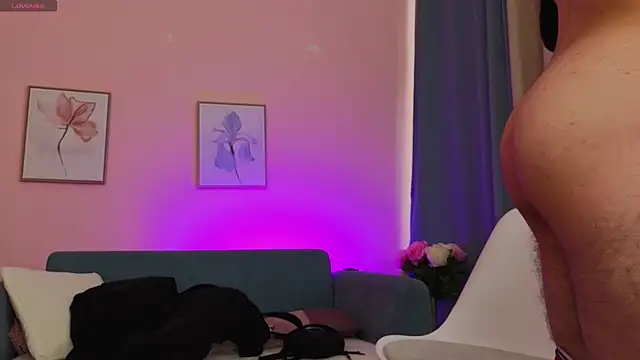 XXX chat uživo modela KevinParke