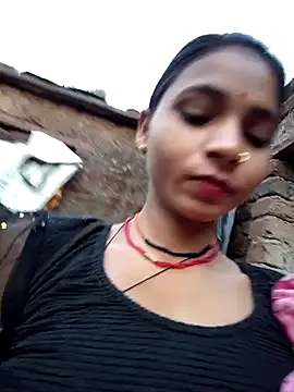 R_Roshni Adlı Modelin Canlı XXX Sohbeti