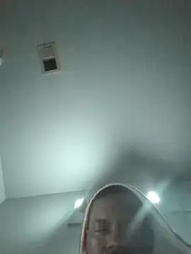 MrBcFela Adlı Modelin Canlı XXX Sohbeti