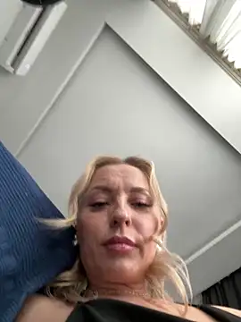 VikaBunny1's Live XXX Chat