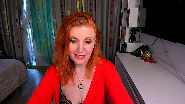 Almaz-Fire-Fox-One Webcamshow