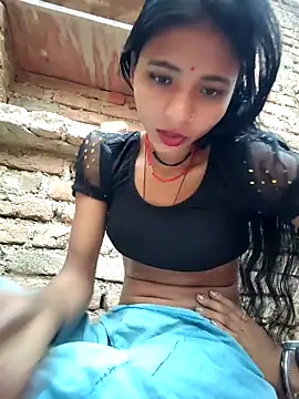 R_Roshni Adlı Modelin Canlı XXX Sohbeti