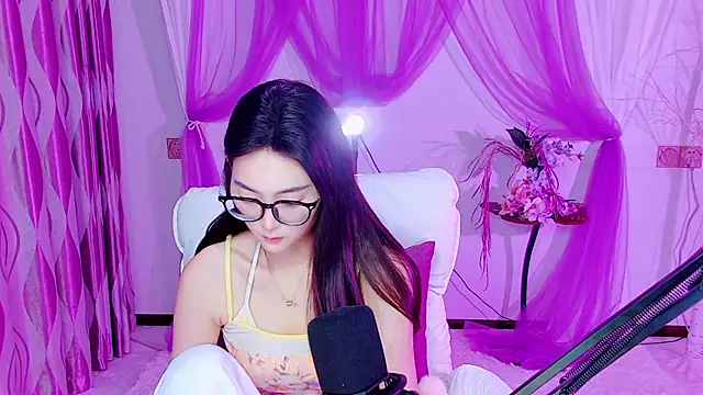 Tili-668 – Live XXX-chat