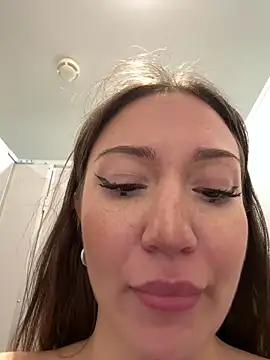 SaintSquirt Live XXX Chat