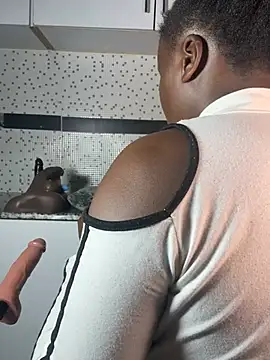 Bella045 Webcam-Show