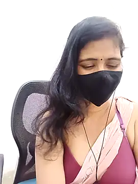 Lucky-Deepthi Pertunjukan Webcam