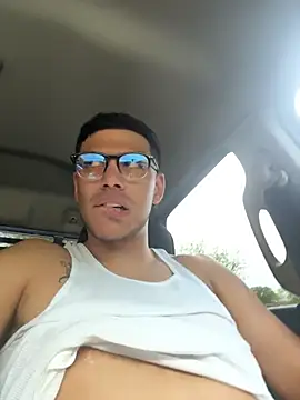 StrokingDaddy4: διαδικτυακό σόου στην κάμερα