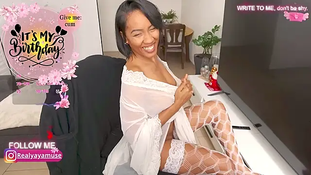 Živý XXX chat Yayamuse