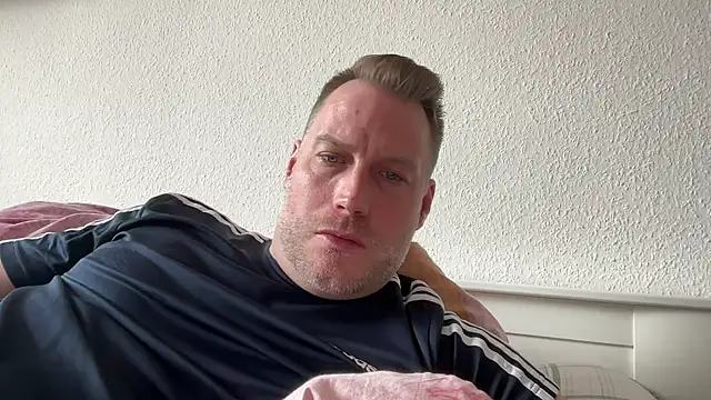 Christian87xxx Webcam-Show