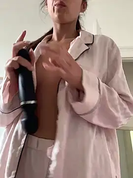 houseofnova: онлайн-секс-чат