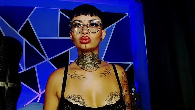 Sol_Baker's Live XXX Chat