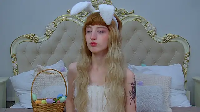 MistyMarlo: онлайн-секс-чат