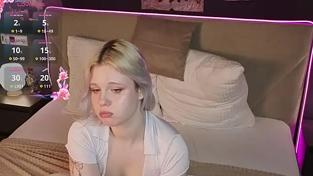 MollySoftGlow 现场XXX聊天