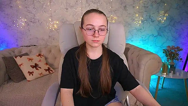 Chatroom XXX en direct de ArrinaWairr