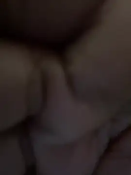 luisantee Pertunjukan Webcam