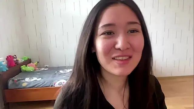 YourMiIa live XXX chat