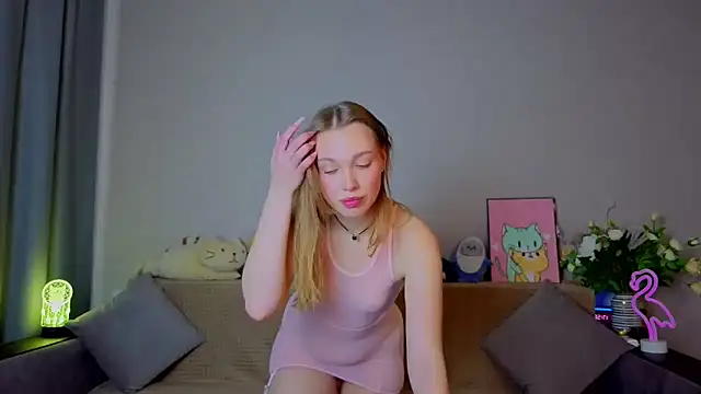 ElizaPurrr Chat XXX in diretta