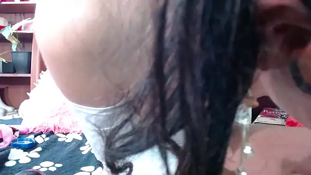 Chat +18 de Saraanova1 ao vivo