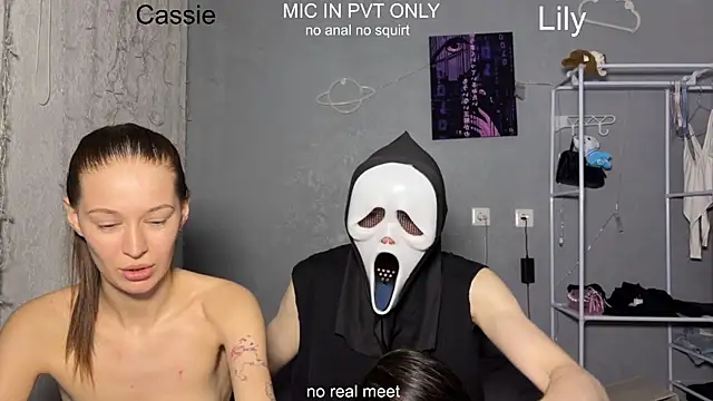 girls_secrets Pertunjukan Webcam