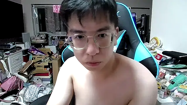 charlie_xdd Adlı Modelin Web Kamerası Şovu