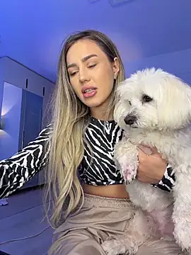 Chatroom XXX en direct de BarbieDoll13