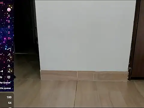 Cherry_vald Adlı Modelin Web Kamerası Şovu