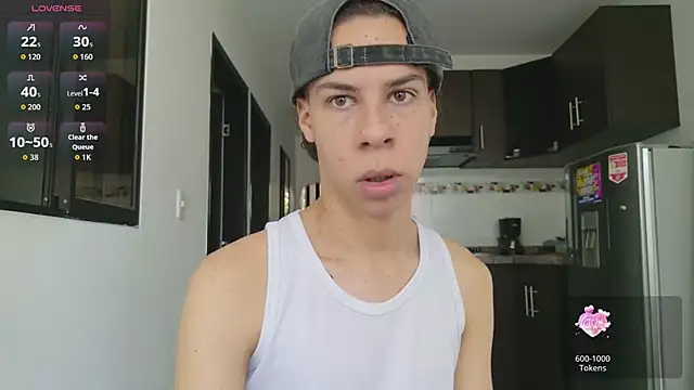 Show modela grey___27 na web-kameri