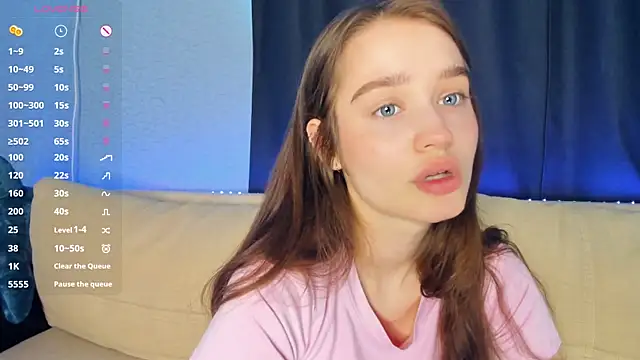 lovelyalivia's Live XXX Chat