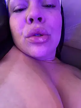 Show de Fernandinhacarioca021rj na webcam